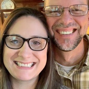 Meet your Posher, Dee